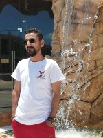 Une photo d’un participant qui veut faire connaissance et se marier