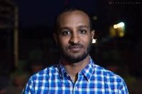 Une photo d’un participant qui veut faire connaissance et se marier